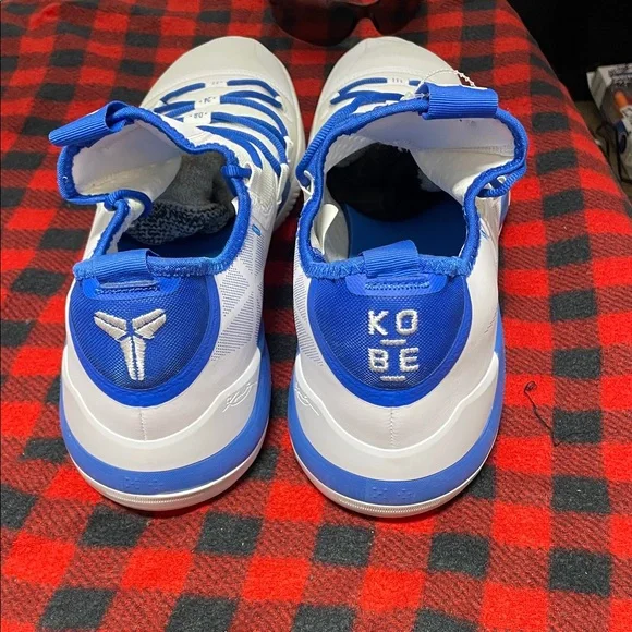 Must-Have Nike Kobe White and Blue Performance Basketball Sneakers - size 17 Athletic Shoes